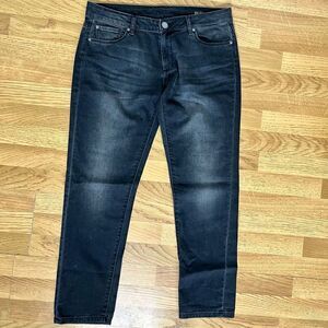 Awesome DL1961 Faded Black Jeans